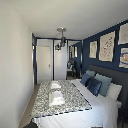 Blue Away - Americas *